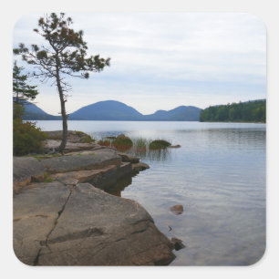 Eagle Lake at Acadia Nationalpark Quadratischer Aufkleber