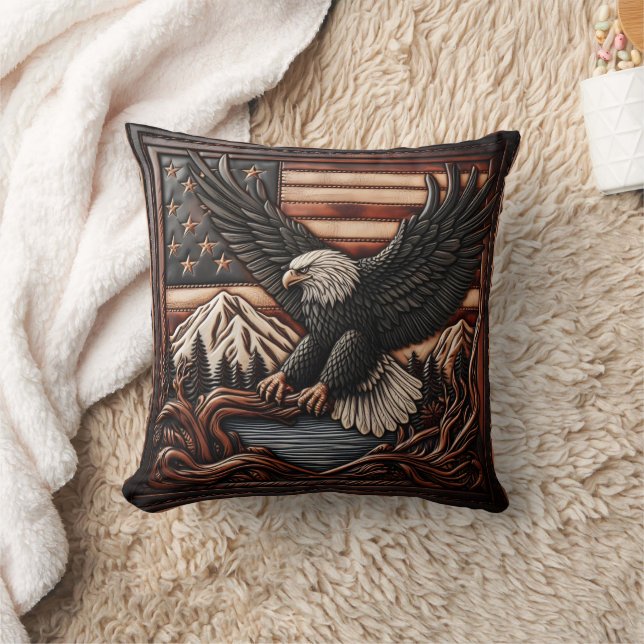 Eagle Relief Carving mit amerikanischem Flaggenhin Kissen (Decke)