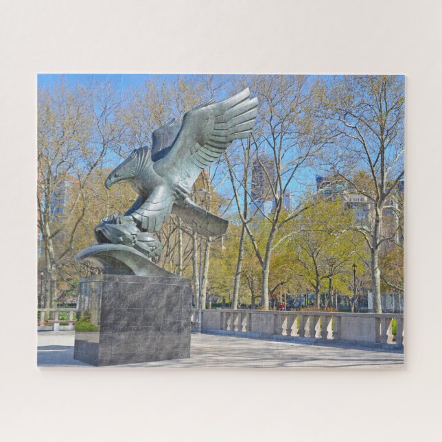 Eagle Statue New York. Puzzle (Horizontal)