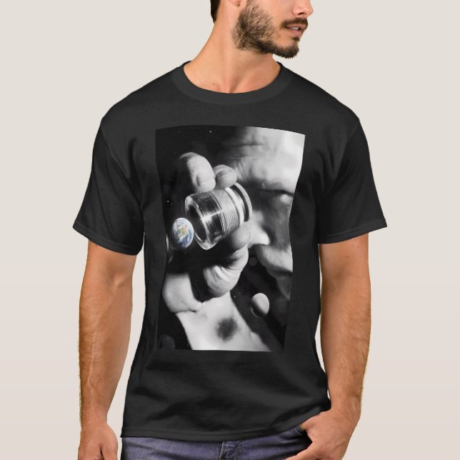 Earth Check T-Shirt (Vorderseite)