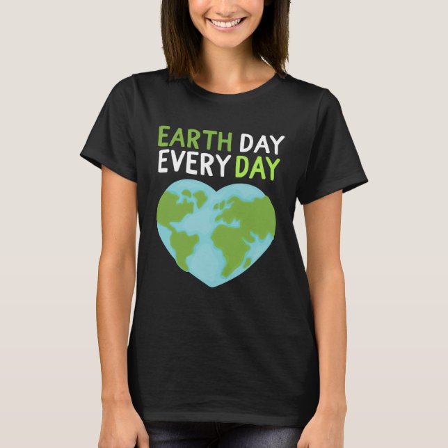 Earth Day Everyday Rainbow Pine Tree Nature Green  T-Shirt (Vorderseite)