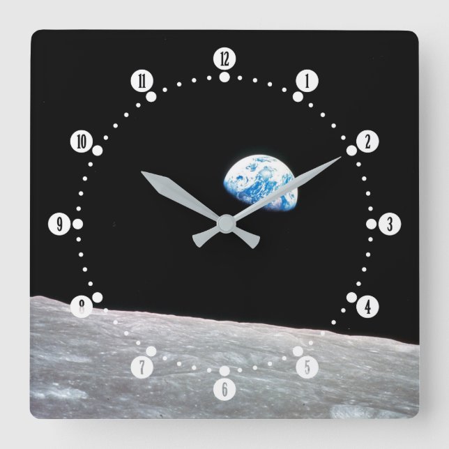 Earthrise Quadratische Wanduhr (Vorderseite)