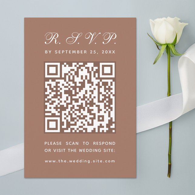 Earthy Brown QR Code Simple Calligraphy Wedding RSVP Karte (Von Creator hochgeladen)