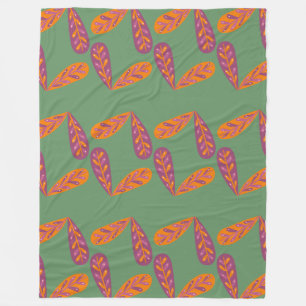 Earthy Feather Pattern Fleecedecke