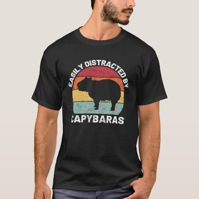 Easily Distracted By Capybara Retro Capybara T-Shirt (Vorderseite)