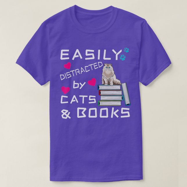 Easily Distracted by Cats and BooksCat Book Lover T-Shirt (Design vorne)