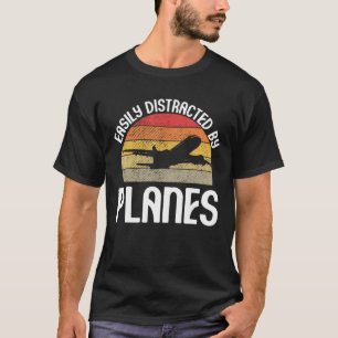 Easily Distracted By Planes Vintage-Flugzeugpilot T-Shirt