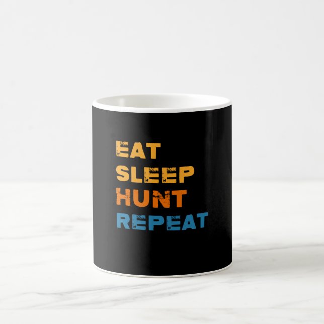 Eat Sleep Hunt Wiederholung, Jagd, Jäger Kaffeetasse (Mittel)