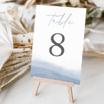 Ebb Tide Elegantes einfaches Küstenwasser Tischnummer<br><div class="desc">Elegante Tischnummern an der Küste für Ihre Hochzeit oder besondere Veranstaltung bieten eine schiere,  staubige blaue Wasserfarbe entlang des Meeresbodens mit einer anmutigen Kurve,  die das Gefälle und den Fluss des Meeres hervorruft.</div>