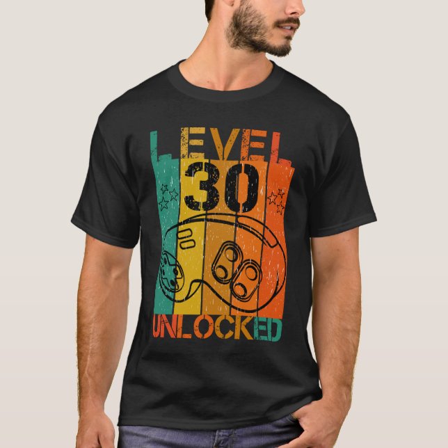 EBENE 30 UNLOCKIERTER FUNNY GAMER GEEK 30. GEBURTS T-Shirt (Vorderseite)