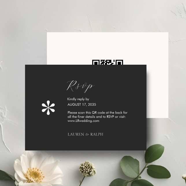 Ebony & Ivory | Chic QR Code Wedding RSVP Karte (Von Creator hochgeladen)