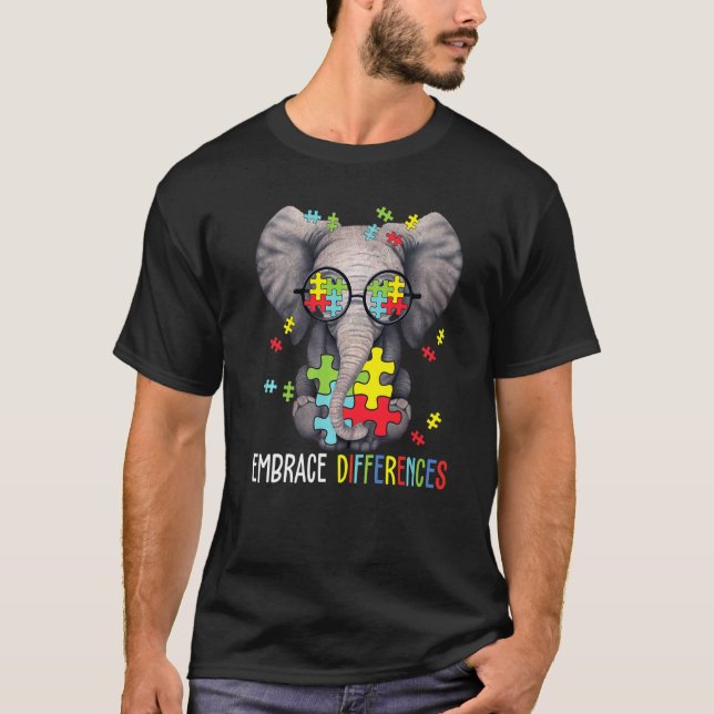 Ebrace Differenzen Elephant Funny Autism Awarenes T-Shirt (Vorderseite)