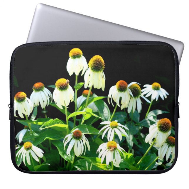 Echinacea-Blume im Blütenfall Laptopschutzhülle (Vorderseite)