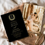 Echte Gold Foil Foto Wappen Monogram Wedding Folieneinladung<br><div class="desc">Ankündigen Sie Ihre Hochzeit im luxuriösen Stil mit einer echten Goldfolie Wappen Monogram Einladung. Dieses atemberaubende Design zeichnet sich durch seine feinen Details und ein personalisiertes Monogramm aus, das durch die schimmernde Goldfolie hervorgehoben wird. Ideal für Paare, die eine elegante und zeitlose Touch suchen, verleiht die hochwertige Goldfolie ein Gefühl...</div>