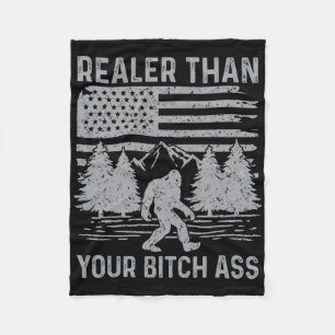 Echter als dein Shirt Lustiger Bigfoot-Wander-Camp Fleecedecke
