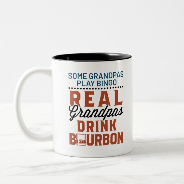 Echter Grandpas Drink Bourbon Whiskey Drink Zweifarbige Tasse (Links)