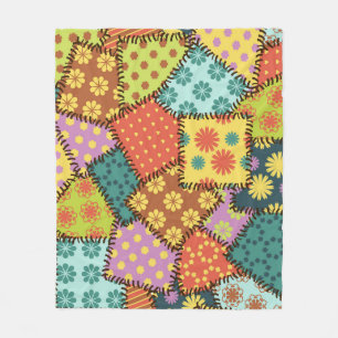 Eclectic Patchwork: Diverse Muster Mix Fleecedecke