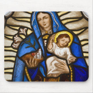 Ecuador, Quito. Statue der geflügelten Jungfrau Mousepad