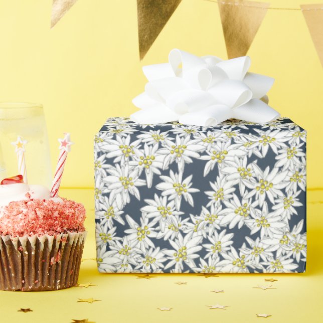 Edelweiss Alpen Wildblume HandGezeichnet Cotattaco Geschenkpapier (Geburtstagsparty)