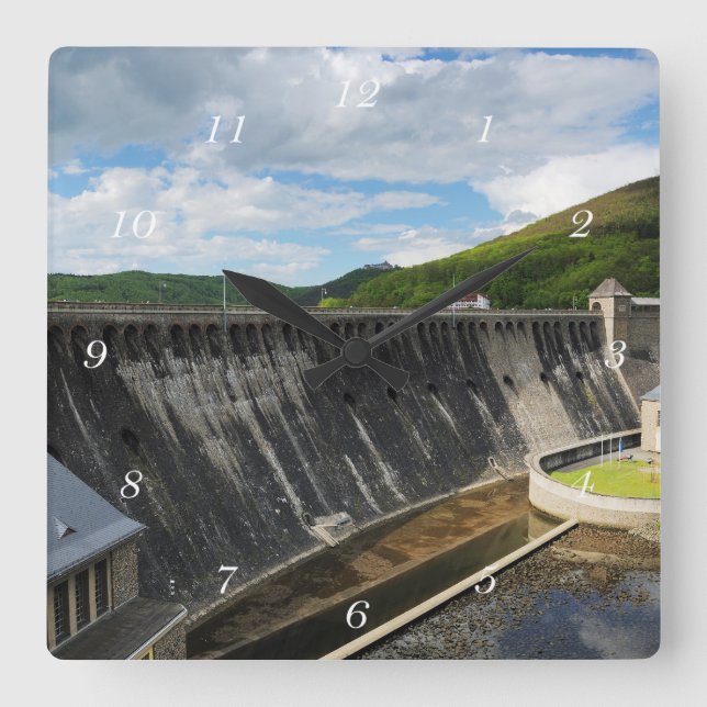 Edersee Staumauer mit Schloß Waldeck Quadratische Wanduhr (Vorderseite)
