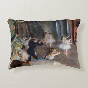 Edgar Degas - Die Probe des Balletts auf der Bühne Dekokissen