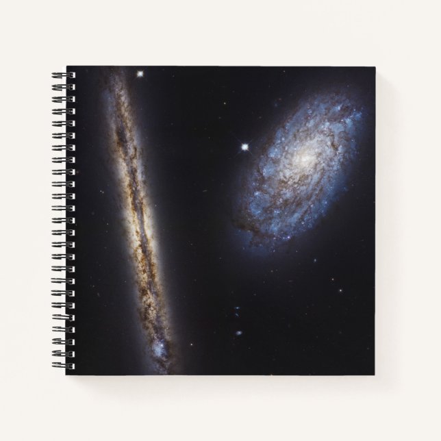 Edge-On Galaxy Ngc 4302 & Tilted Galaxy Ngc 4298 Notizbuch (Vorderseite)