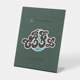 "Edgy Bold Typografy - High Impact Design" Sockelschild