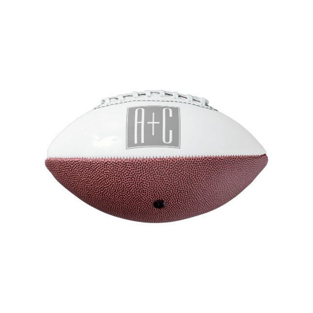 Editable Couples Initials | Weiß & Grau Football (Gedreht 270)