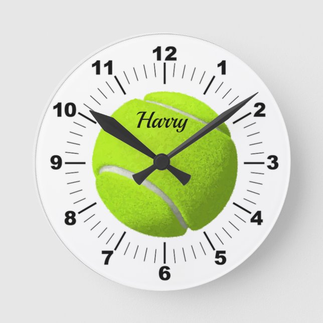 Editable Green Tennis Ball Runde Wanduhr (Vorderseite)