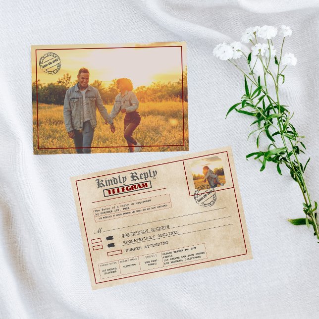 Editable Rustic Photos Front and Back RSVP Karte (Von Creator hochgeladen)