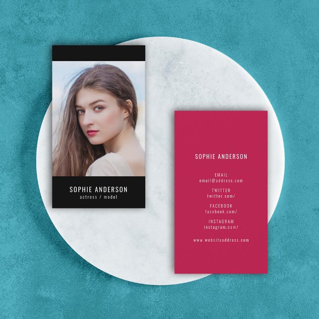 Editierbares Foto für die sozialen Medien Visitenkarte (Von Creator hochgeladen)