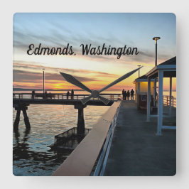 Edmonds Washington Pier bei Sunset Quadratische Wanduhr