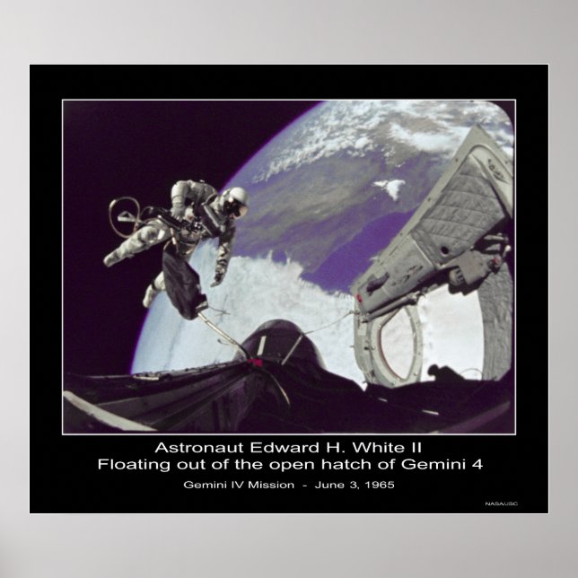 Edward H. White II - Ausblasen von Gemini 4 Poster (Vorne)