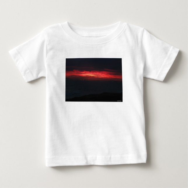 Eerie But Beautiful Sunset Baby T-shirt (Vorderseite)