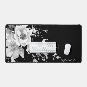 Efforless Elegance Black & White Floral w/ Name Schreibtischunterlage