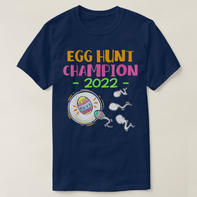 Egg hunt champion 2022 Easter Pregnancy Announceme T-Shirt (Design vorne)