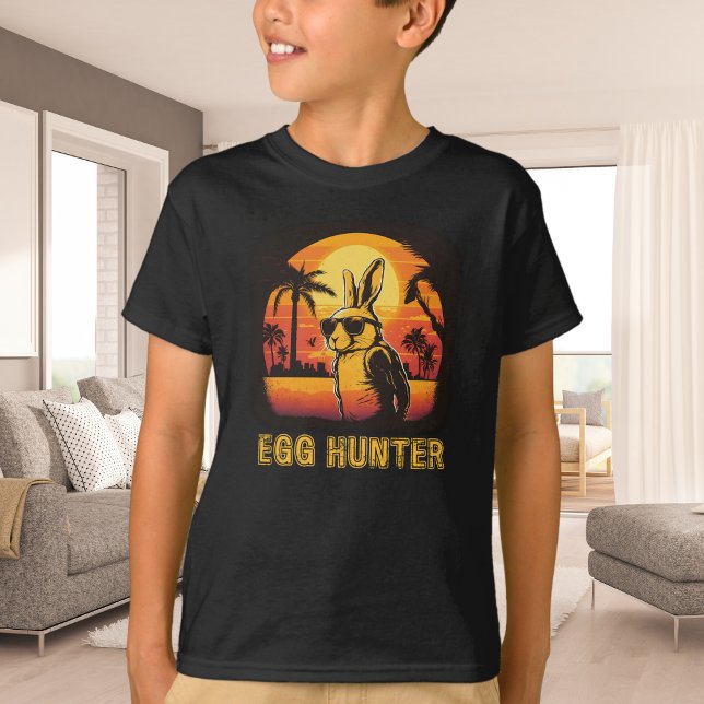 Egg Hunter Osterhase mit Sonnenbrille Retro T-Shirt (Von Creator hochgeladen)