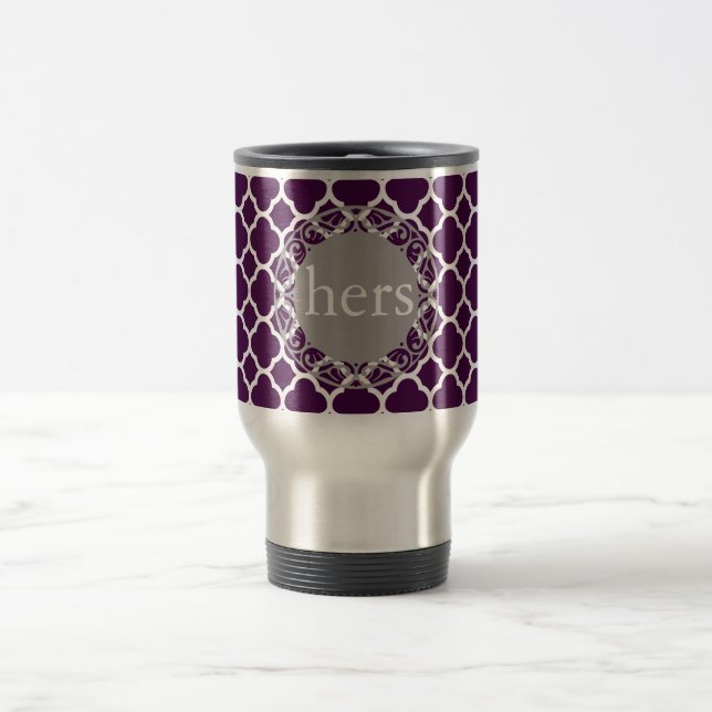 Eggplant Lila Quatrefolienmuster Monogramm Reisebecher (Mittel)
