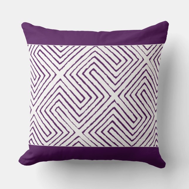 Eggplant Lila weißes afrikanisches Stoffmuster Kissen (Vorderseite)