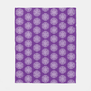 Eggplant Mandala Fleecedecke