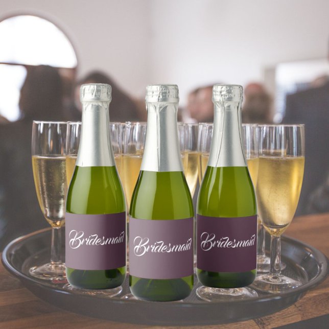 Eggplant Stylisierte Script Wedding Bridesmaid (In Situ Wedding)