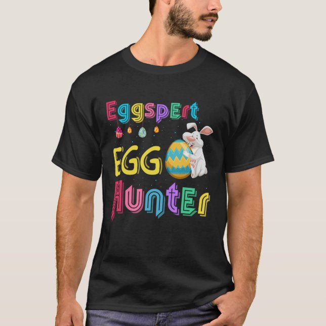 Eggspert Egg Hunter Cool Ostern Bunny Junting Egg T-Shirt (Vorderseite)