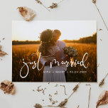 Ehe Elegantes romantisches Hochzeitsfest Foto Postkarte<br><div class="desc">Sie haben sich entschieden zu ellop? Will du,  zu verkünden,  dass du gerade verheiratet got hast? Teilen Sie die Neuigkeiten Ihrer Ehe mit dieser schönen Hochzeitsfotokarte,  dem vollständig anpassbaren Schriftart und den Farben.</div>