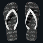 Ehefrau Bride Seiner Frau, die sich neu ernähren m Flip Flops<br><div class="desc">Mr. und Mrs. Husband Ehefrau Seine Hers Newly Weds auf einem benutzerdefinierten Set von Flip Flops zu tragen oder zu teilen. Verwenden Sie den Link "Diesen Designer Gefragt",  um uns mit Ihren speziellen Designanfragen oder für Hilfe bei Ihren Anpassungsbedürfnissen zu kontaktieren.</div>