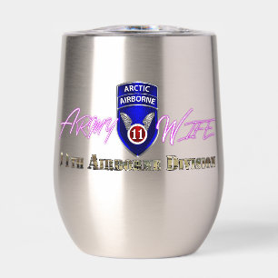 Ehefrau der 11. Luftlandedivision der Armee