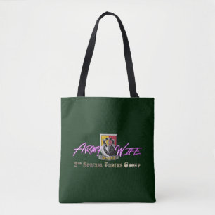 Ehefrau der Sondereinsatzgruppe Army