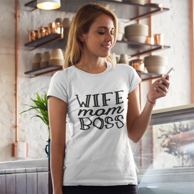 Ehefrau Mama Boss - TShirt für Mama (Von Creator hochgeladen)
