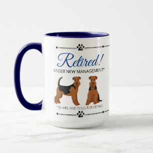 Ehefrau und Airedale Terriers Hunde Tasse