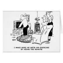 Ehefrau Versteckt die Remote-Kontrolle des Fernseh