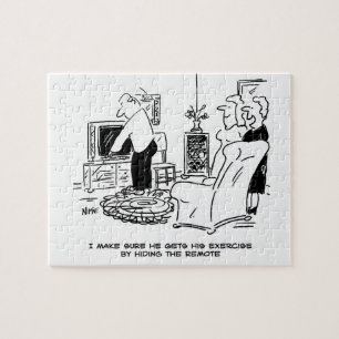 Ehefrau Versteckt die Remote-Kontrolle des Fernseh Puzzle